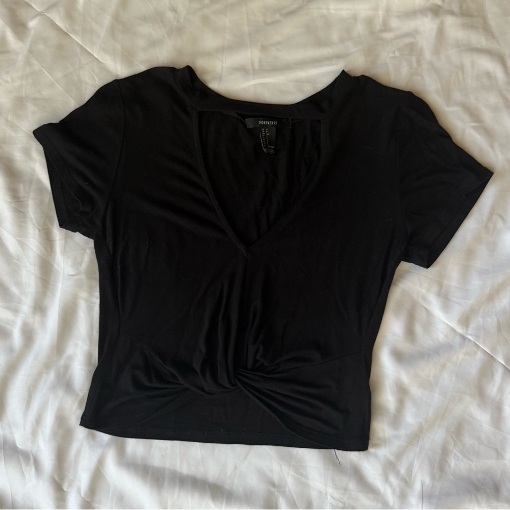 Forever 21 Black Twist Front Tee